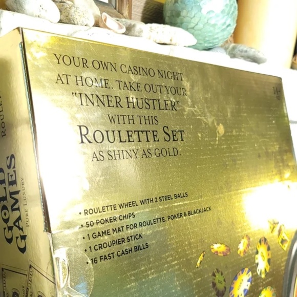 High Stakes Tabletop Roulette Set - Picture 4 of 10